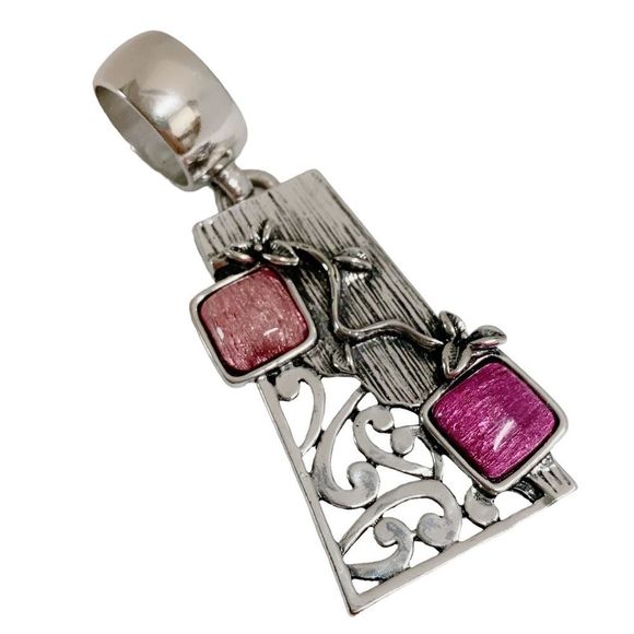SilverTone Large statement Bold Pendant - Picture 1 of 5